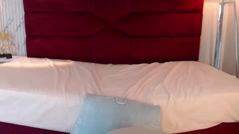 Sara online show from 02/23/25, 10:20