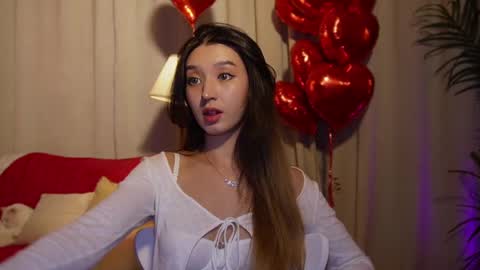 Shara online show from 02/17/25, 12:27