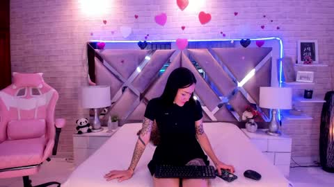 Snapshot of saratorresxx chatting on 03/24/26, 03:06 Sara online show from 03/24/26, 03:06