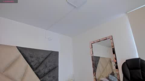      online show from 09/25/25, 06:11