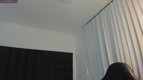      online show from 10/01/25, 06:14