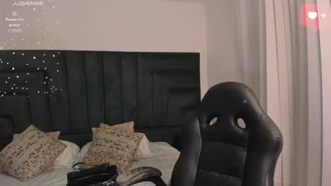      online show from 05/10/26, 12:27