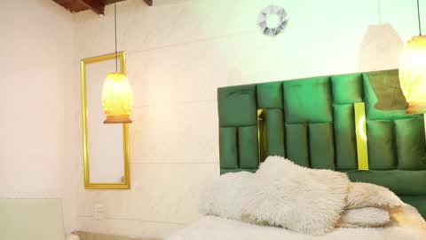 Snapshot of sarawilliamss_ chatting on 03/29/26, 08:25 Sara W online show from 03/29/26, 08:25