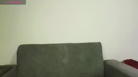 saray_we online show from 11/29/25, 02:58