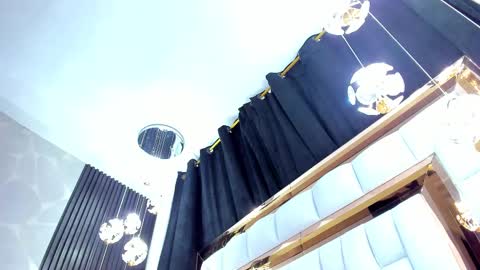 Snapshot of sarayroyse chatting on 03/05/25, 11:05 Saray online show from 03/05/25, 11:05