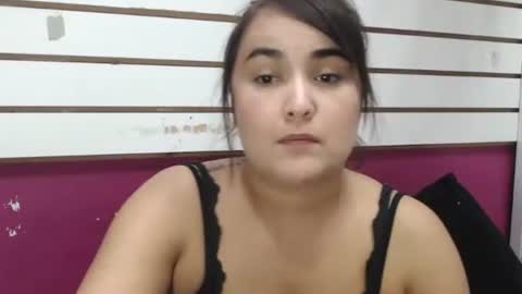 Snapshot of sarayx chatting on 01/08/26, 04:53 mery online show from 01/08/26, 04:53