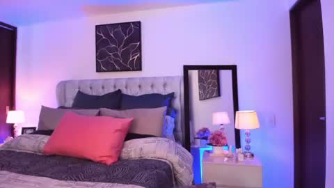 sarha online show from 06/12/26, 02:05