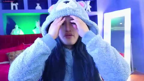 Sari  online show from 10/12/25, 03:27