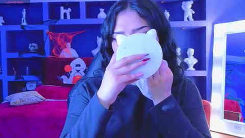 Sari  online show from 10/30/25, 09:26