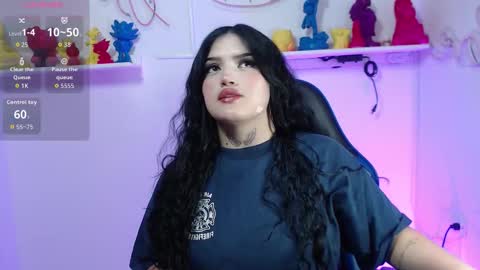 Snapshot of sari_belle chatting on 03/17/26, 04:06 Sari online show from 03/17/26, 04:06