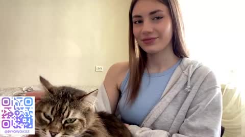 Snapshot of sarigerla chatting on 04/28/26, 12:43 sarigerla online show from 04/28/26, 12:43