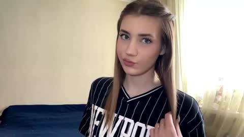 Snapshot of sarigerla chatting on 05/19/26, 11:16 sarigerla online show from 05/19/26, 11:16