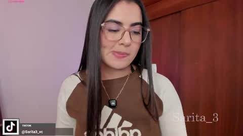 Snapshot of sarita_3 chatting on 06/25/26, 10:47 Sarita Lozano online show from 06/25/26, 10:47
