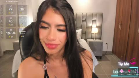  Saritaaa  online show from 04/28/26, 02:27