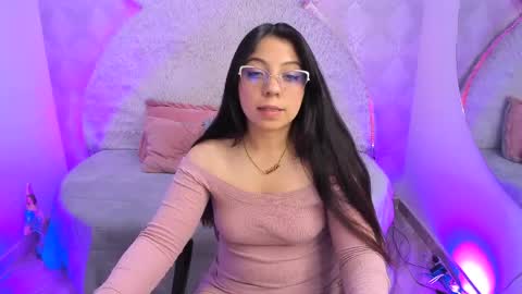 Snapshot of sarita_jane chatting on 04/09/26, 04:01 Sara online show from 04/09/26, 04:01