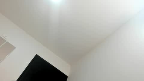 Snapshot of sarita_loven chatting on 04/16/26, 05:08 sarita online show from 04/16/26, 05:08