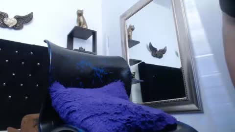 Sara online show from 02/28/25, 03:26