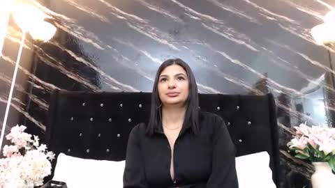 Snapshot of sarita_multisquirt chatting on 05/09/26, 02:06 Sara online show from 05/09/26, 02:06