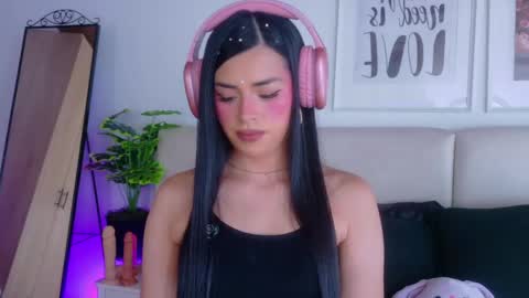 Sara online show from 05/30/26, 09:23