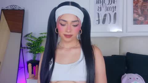 Sara online show from 06/04/26, 09:32