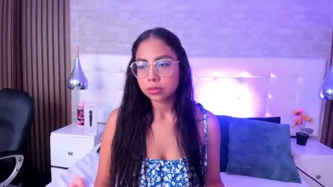 Snapshot of saritajackson chatting on 05/17/26, 03:59 SARITA online show from 05/17/26, 03:59