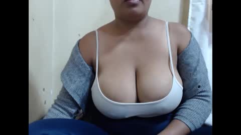 saronette online show from 05/11/26, 05:57