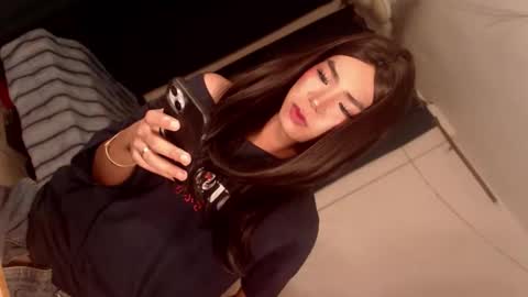 Sasha online show from 05/09/26, 04:12
