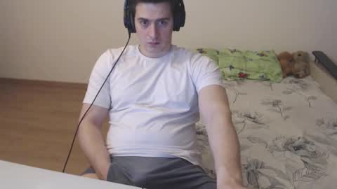 Snapshot of sasha_calvin chatting on 11/06/25, 12:11 sasha_calvin online show from 11/06/25, 12:11