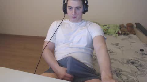 Snapshot of sasha_calvin chatting on 11/19/25, 02:50 sasha_calvin online show from 11/19/25, 02:50