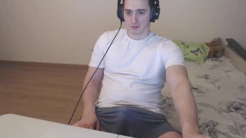 Snapshot of sasha_calvin chatting on 11/30/25, 04:05 sasha_calvin online show from 11/30/25, 04:05