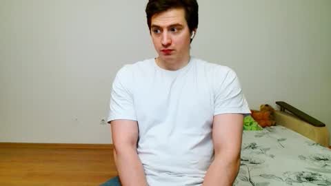 Snapshot of sasha_calvin chatting on 02/16/26, 04:47 sasha_calvin online show from 02/16/26, 04:47