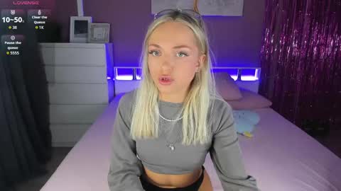 Sasha online show from 05/01/26, 07:51