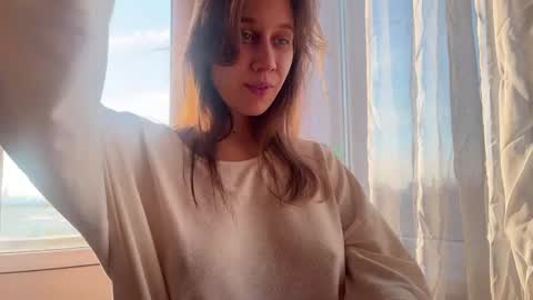 Alexandra Sasha in short online show from 02/05/25, 09:46