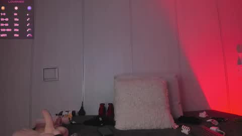 Sasha  online show from 12/18/25, 07:31