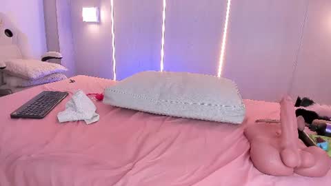 Sasha  online show from 06/13/26, 07:50