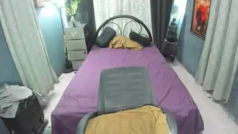 ESTELLA online show from 03/18/26, 06:44
