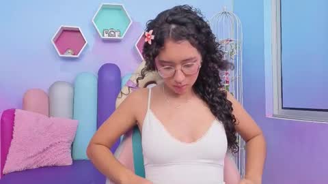 SashaMonroee  online show from 11/06/25, 11:48