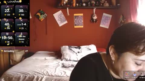 Snapshot of sasharosee2 chatting on 10/11/25, 01:20 S A S H A R O S E online show from 10/11/25, 01:20