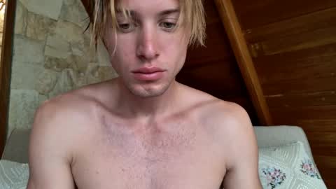 Snapshot of sashenkka chatting on 05/19/26, 01:56 Sasha -- online show from 05/19/26, 01:56