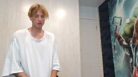Snapshot of sashenkka chatting on 07/01/26, 05:20 Sasha -- online show from 07/01/26, 05:20