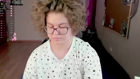 Snapshot of sashy_way chatting on 02/13/25, 12:32 .Alexandra online show from 02/13/25, 12:32
