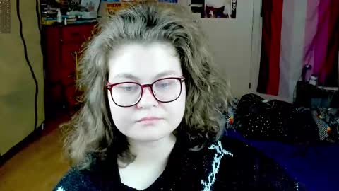 .Alexandra online show from 10/24/25, 11:01