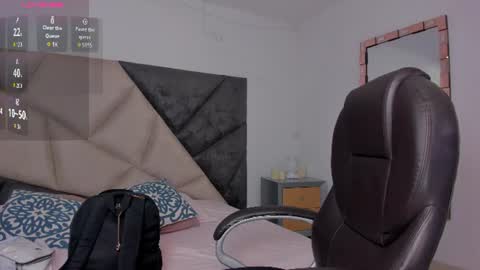 saskiagrendel online show from 06/19/26, 12:04