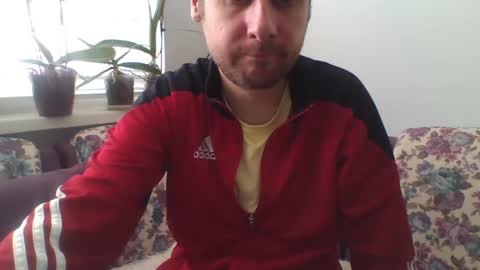 Snapshot of sasko877 chatting on 03/03/25, 12:16 sasko877 online show from 03/03/25, 12:16