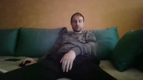 Snapshot of sasko877 chatting on 05/18/26, 10:32 sasko877 online show from 05/18/26, 10:32