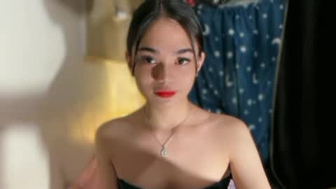 Snapshot of sassy_keath chatting on 06/18/26, 04:11 Keath online show from 06/18/26, 04:11