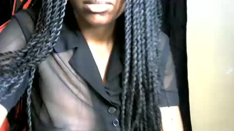 Snapshot of sassy_lyne chatting on 05/22/26, 10:59 sassy_lyne online show from 05/22/26, 10:59