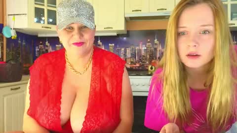 Snapshot of sassy_seasons chatting on 02/17/25, 11:13 sassy_seasons online show from 02/17/25, 11:13