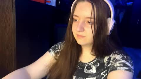 Snapshot of sassy_touch_heat_x3 chatting on 09/09/25, 06:18 Marmulka or Mary online show from 09/09/25, 06:18