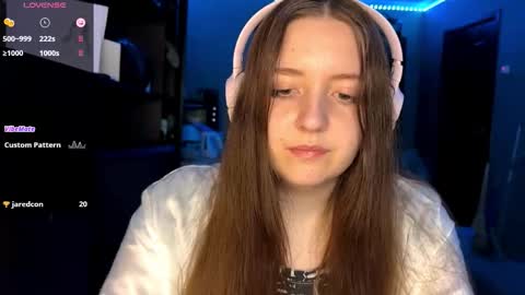 Snapshot of sassy_touch_heat_x3 chatting on 09/19/25, 05:46 Marmulka or Mary online show from 09/19/25, 05:46